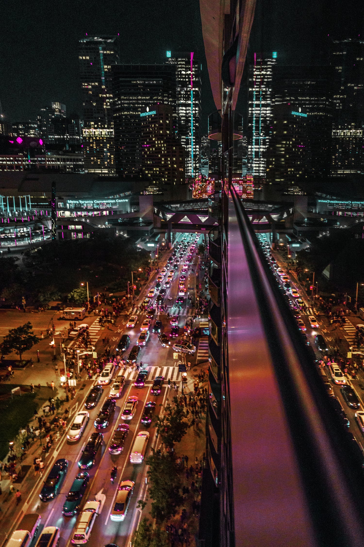 city-street-at-night